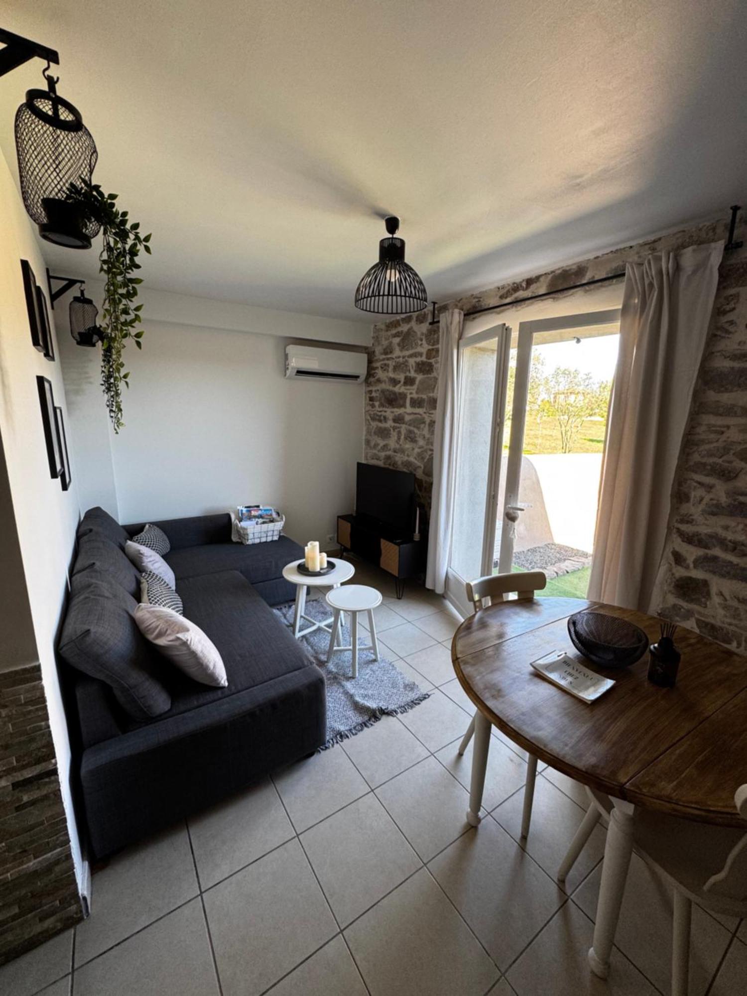 La Bastide Saint Pierre T2 - Jardin Apartamento Roquebrune-sur-Argens Exterior foto