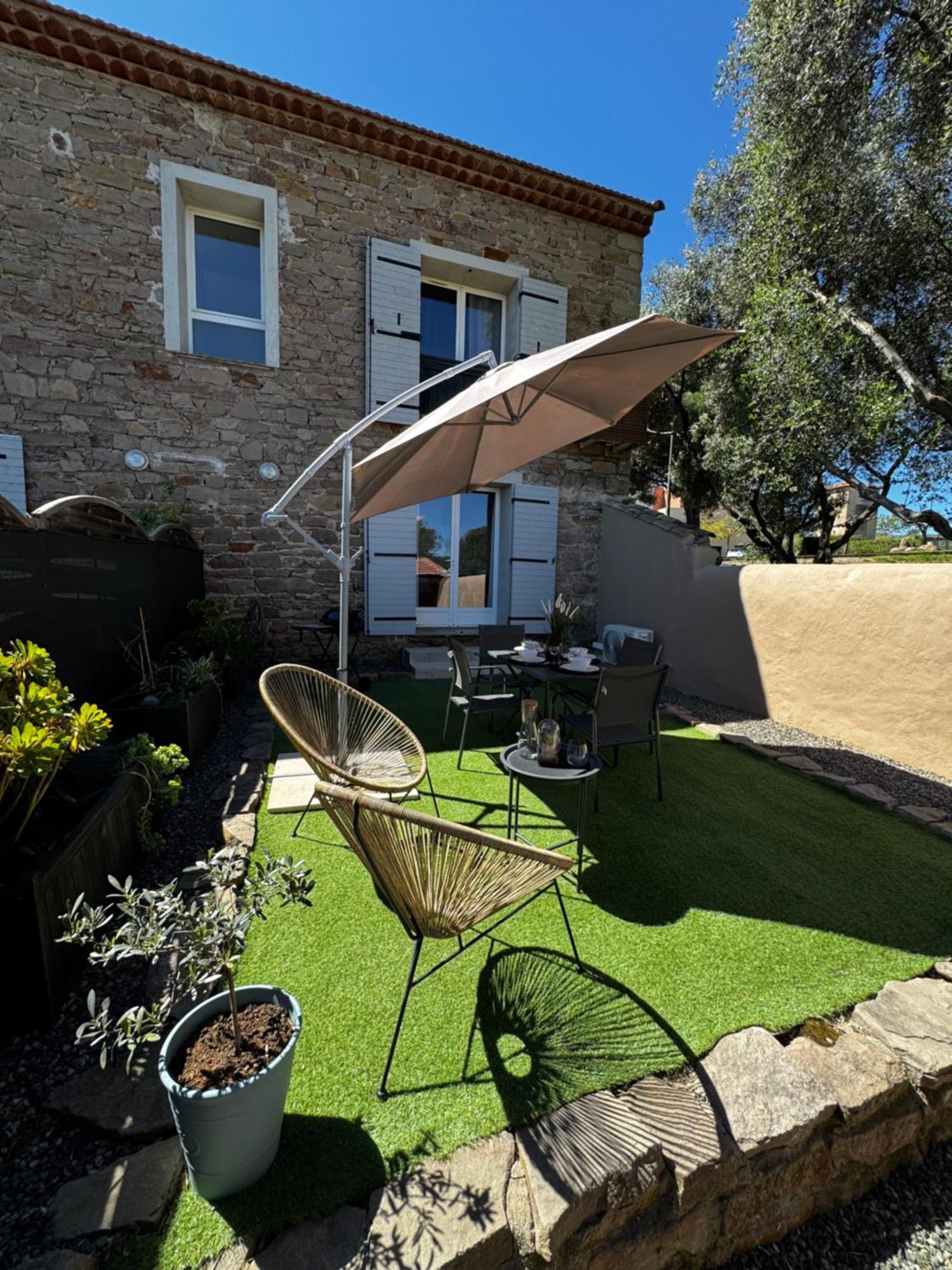 La Bastide Saint Pierre T2 - Jardin Apartamento Roquebrune-sur-Argens Exterior foto